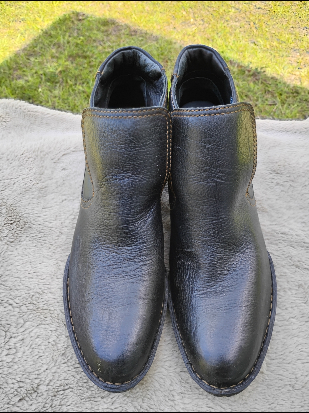 Born Women's Black Leather  Slip On Ankle Boot Booties Size 8